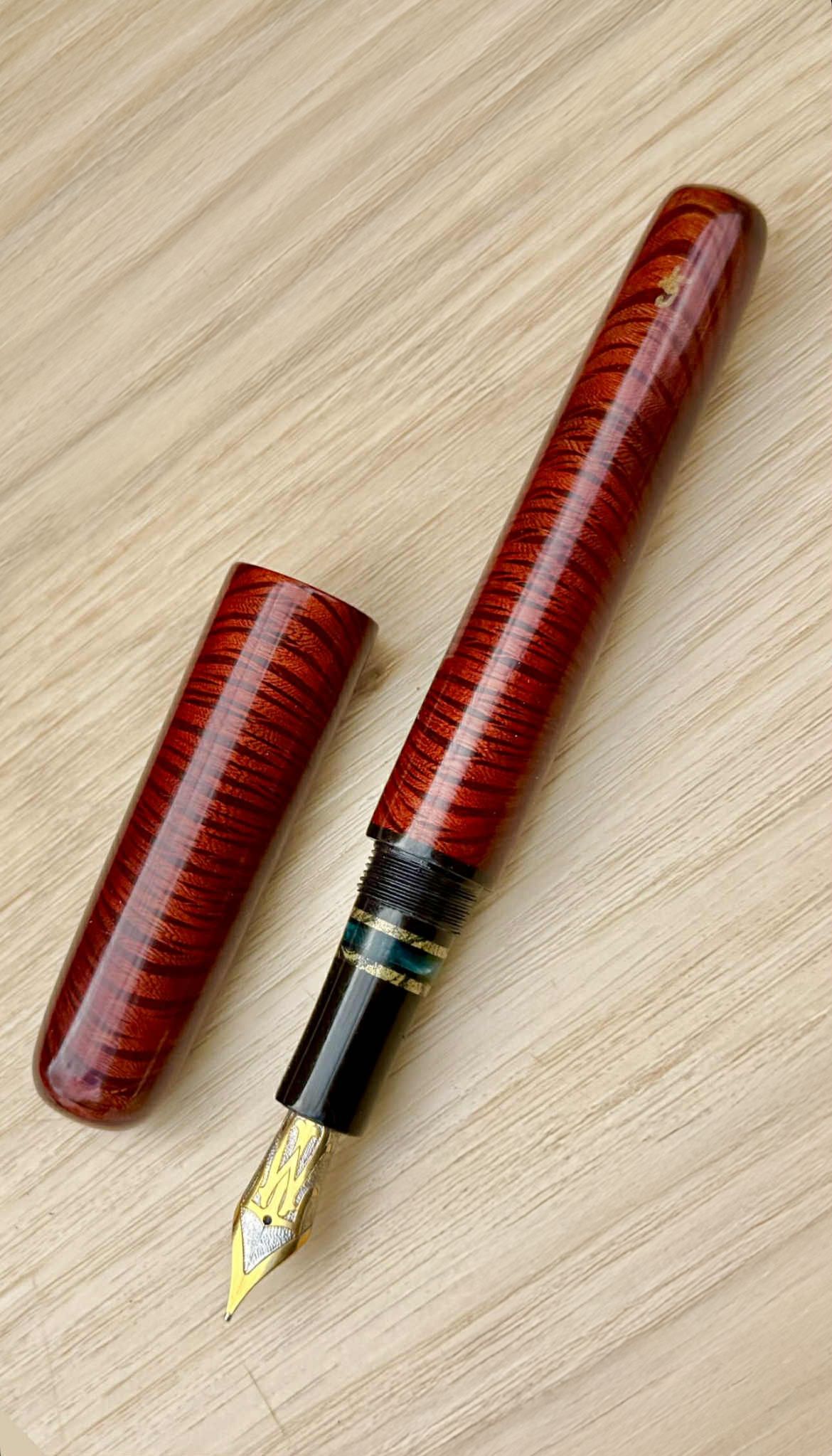 Mokuzai Hairy Oak fountain pen