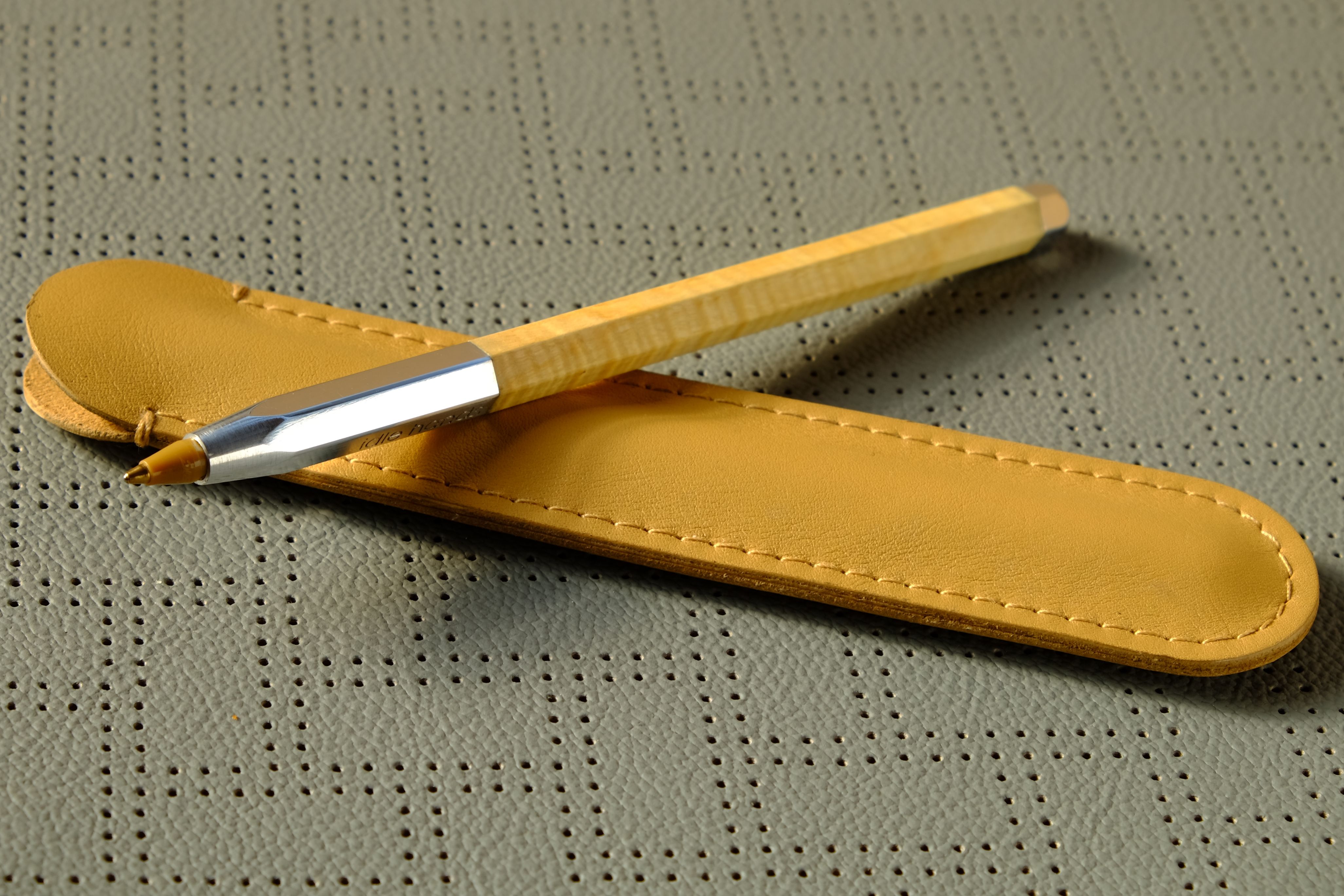 Object Works Alumium Pen and pen sleeve