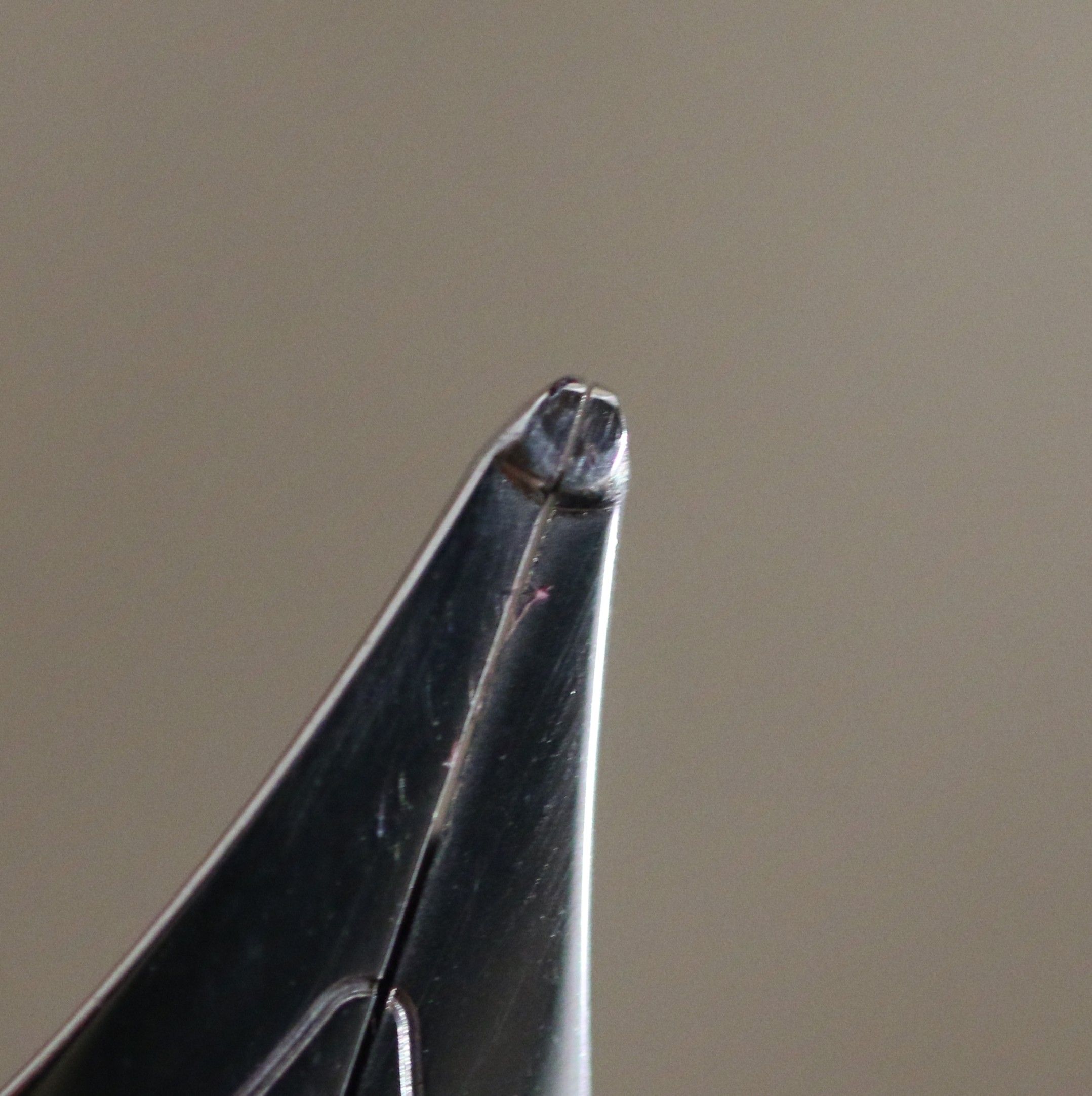 Nib double grind back