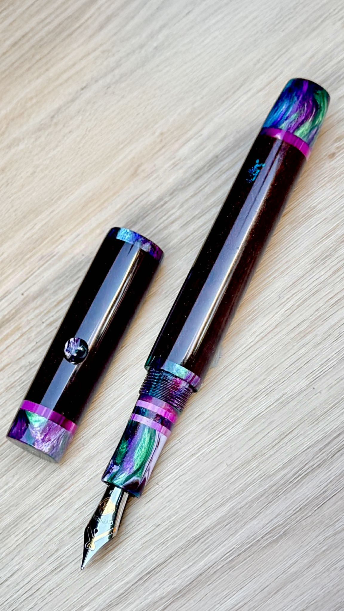 Tokubetsu Curly Katlox fountain pen
