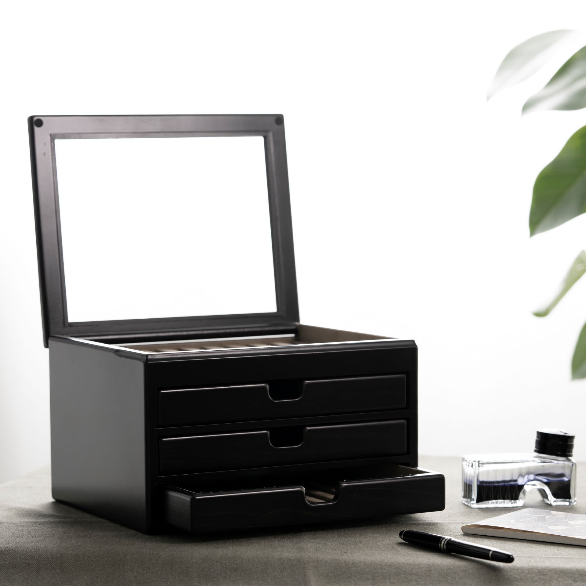 Black hinoki wood pen case three drawers