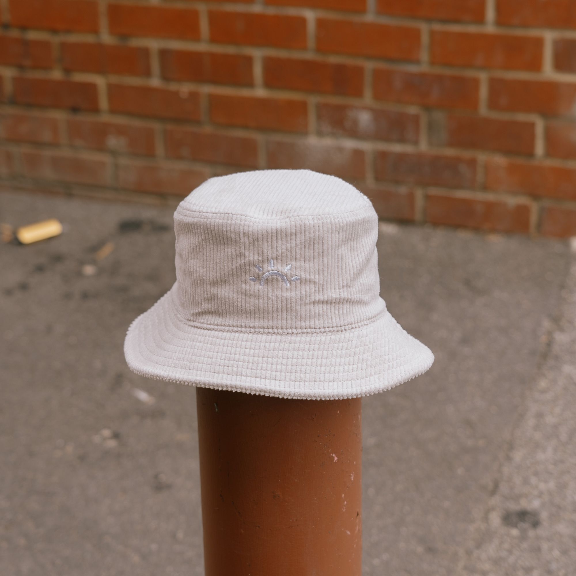 Hareruya bucket hat