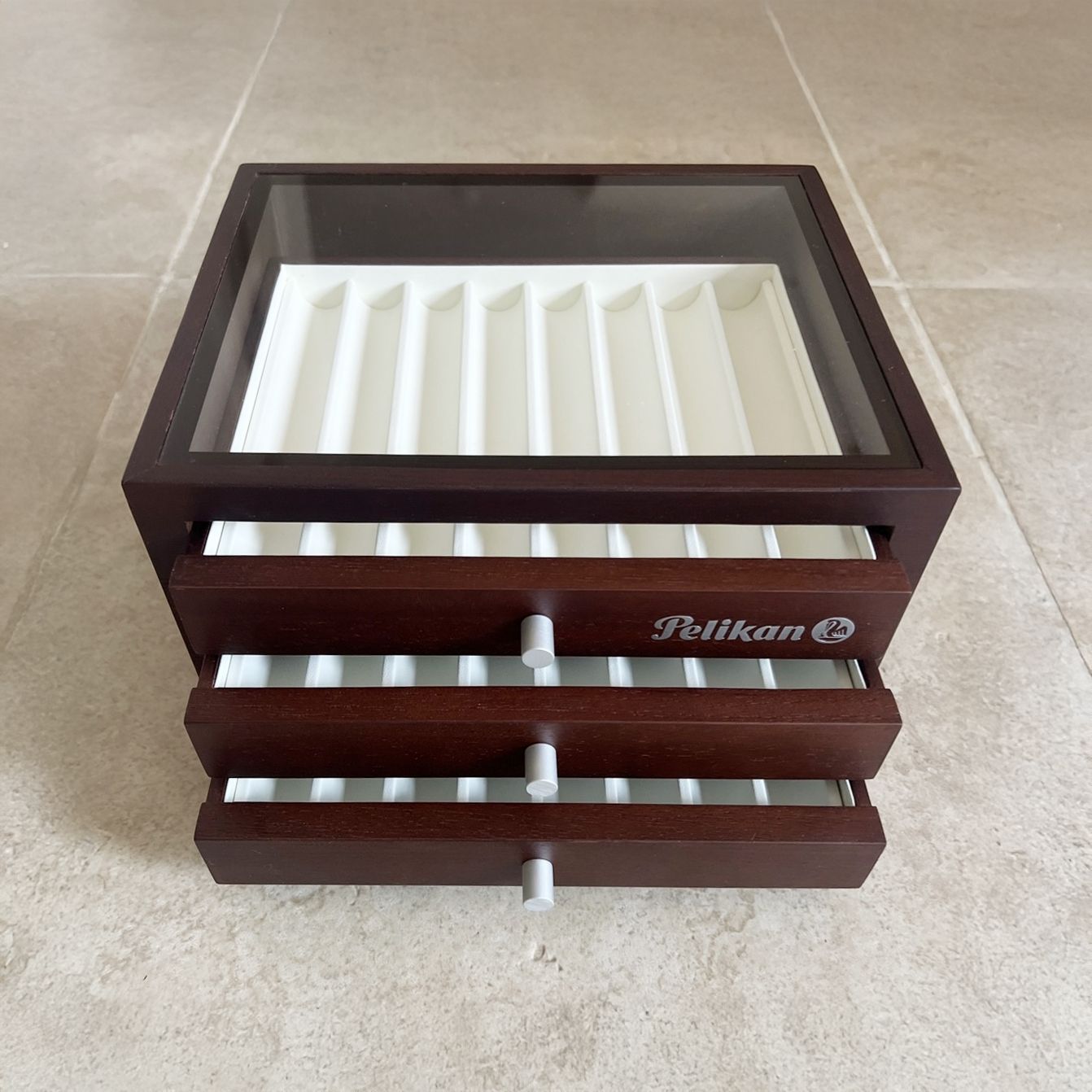 Wooden Pelikan pen tray
